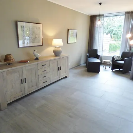 Villa Mer, Villa Nausikaae - Large Luxury Family Holiday Home With Garden Near The Beach-3
